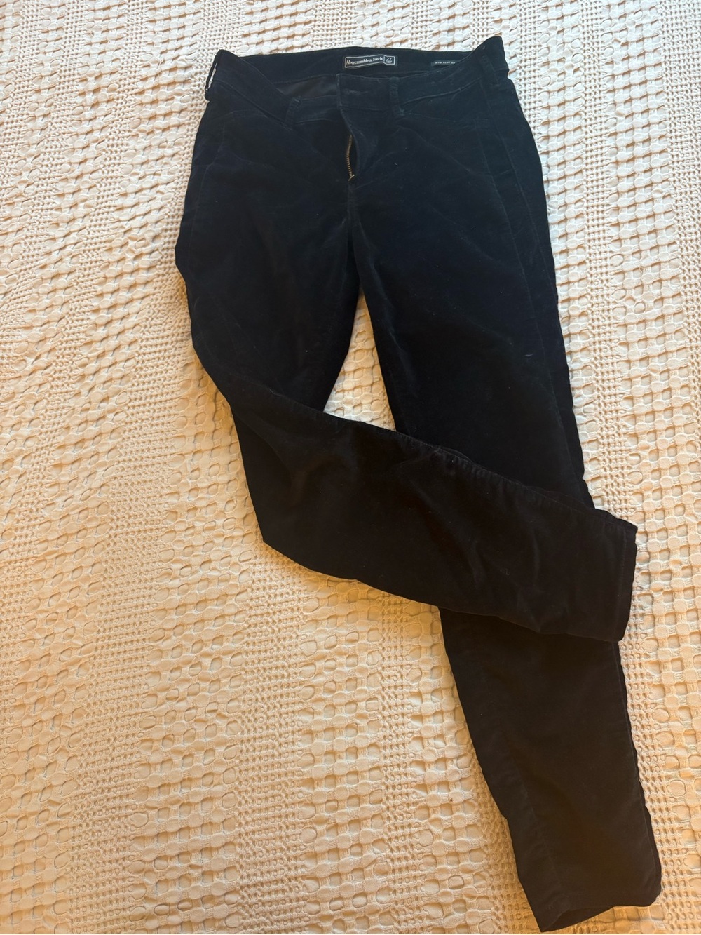 Abercrombie & Fitch Black Velvet Mid-Rise Pants